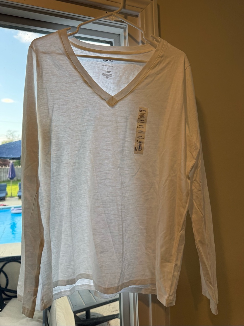 Sonoma White V-Neck Long Sleeve Shirt